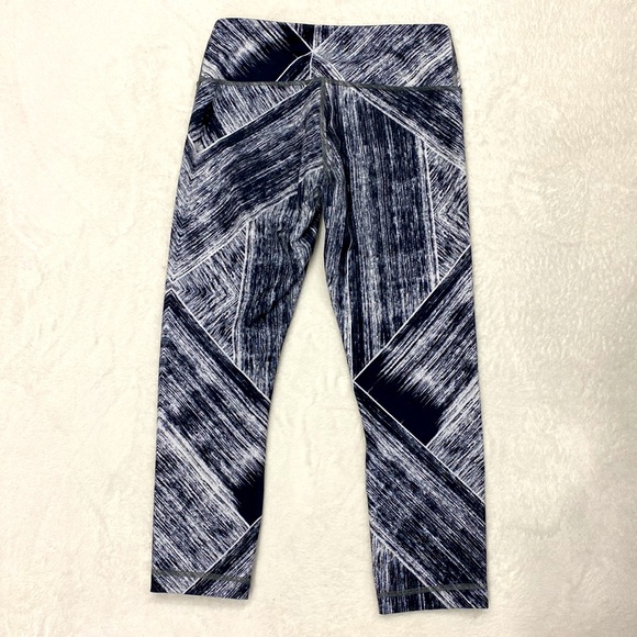 Lululemon Wunder Under Crop II *Full-On Luon Women's Size 6 !! - Picture 6 of 10